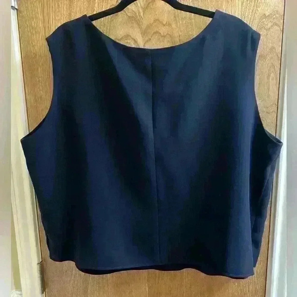 Olivianne dress tank top crop blouse plus size 22 navy blue with small gray dots - Picture 2 of 6